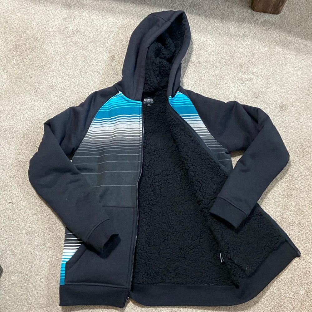 ❄️🧶✏️Super soft, warm Boys jacket